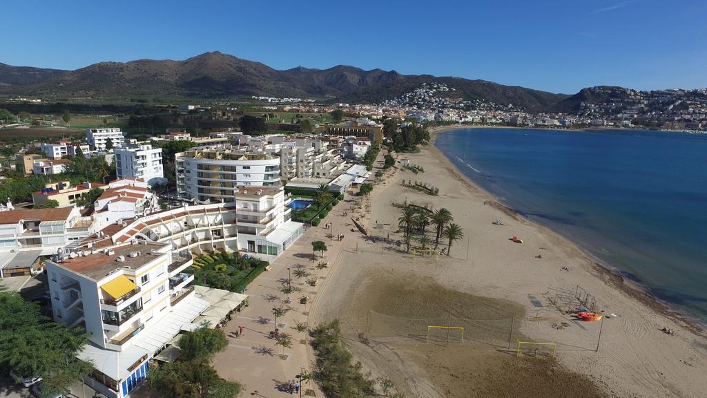 Inmosantos Oasis E3 Apartment Росес Екстериор снимка